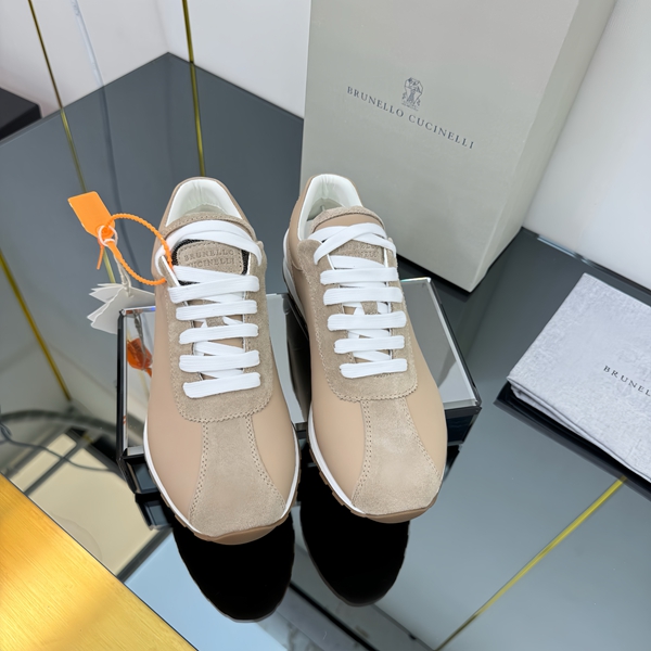 スーパーコピーブランド靴全体デザイン